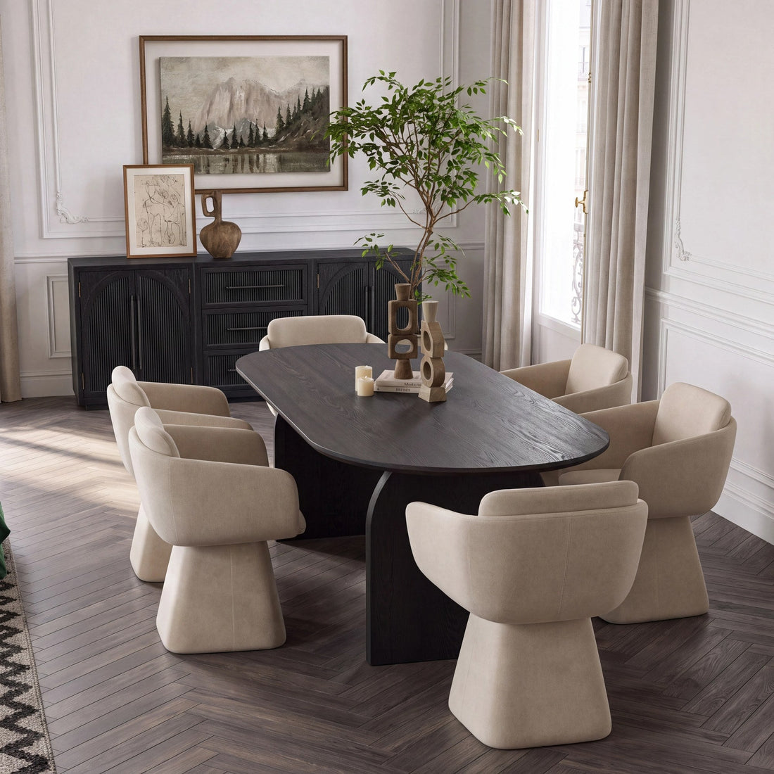Table à manger ovale : combien de places ?
